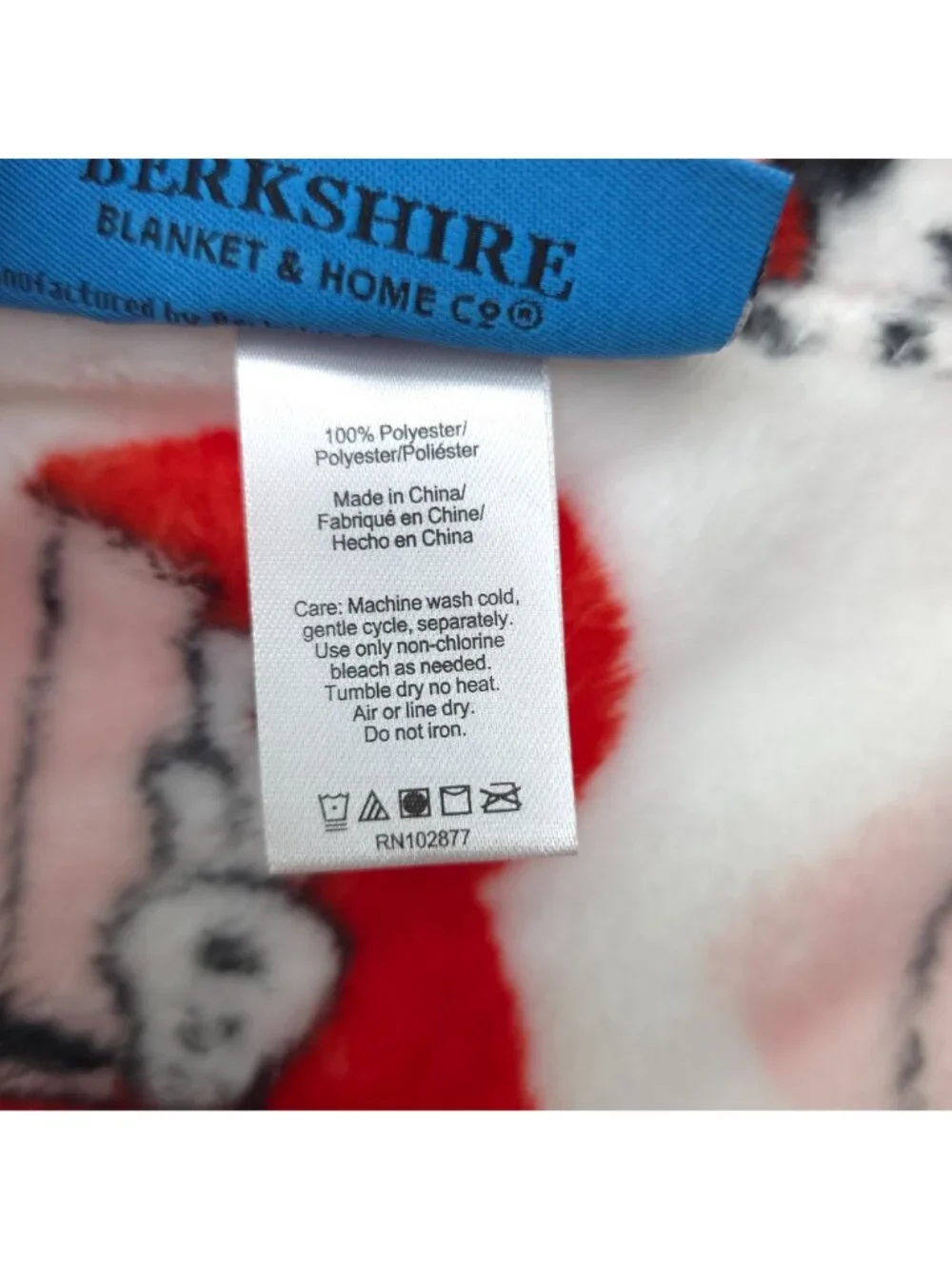 Peanuts Snoopy Heart Pattern Pet Plush Throw Blanket Extra Long 60x70 Berkshire